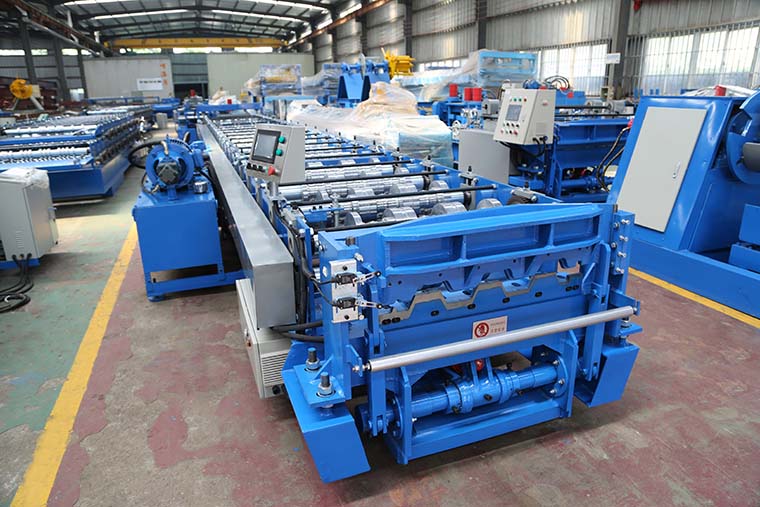 Floor Decking Machine